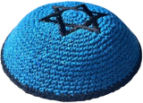 Kipá de crochê azul com Estrela de David